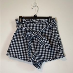 Junior’s High Waisted Checkered Shorts
